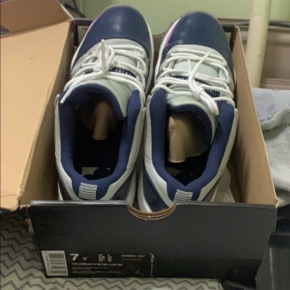 Air Jordan 11 retro low bg